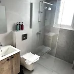 Verasia Acute In Appartement