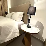 Verasia Acute In Appartement Engomi